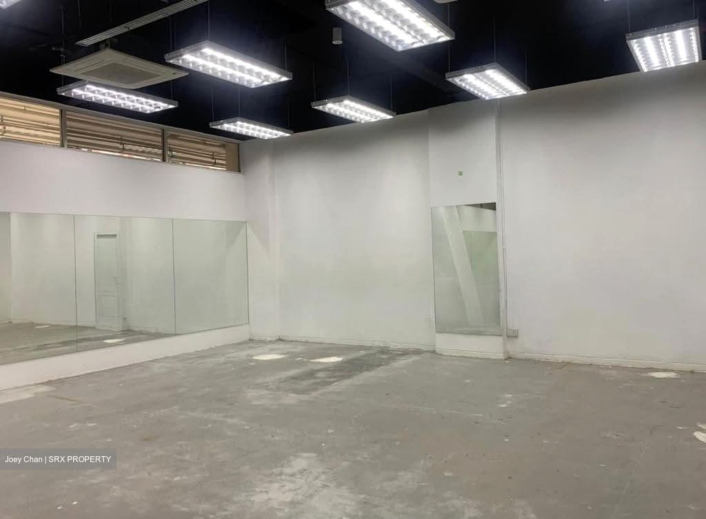 Pandan Valley (D21), Shop House #631036641
